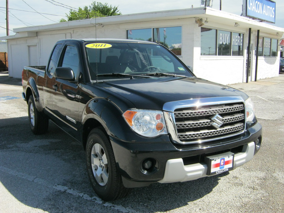 2011 Suzuki Equator Premium Ext. Cab 2WD