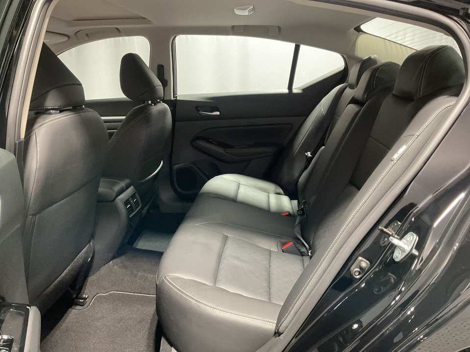 2025 Nissan Altima 2.5 SL