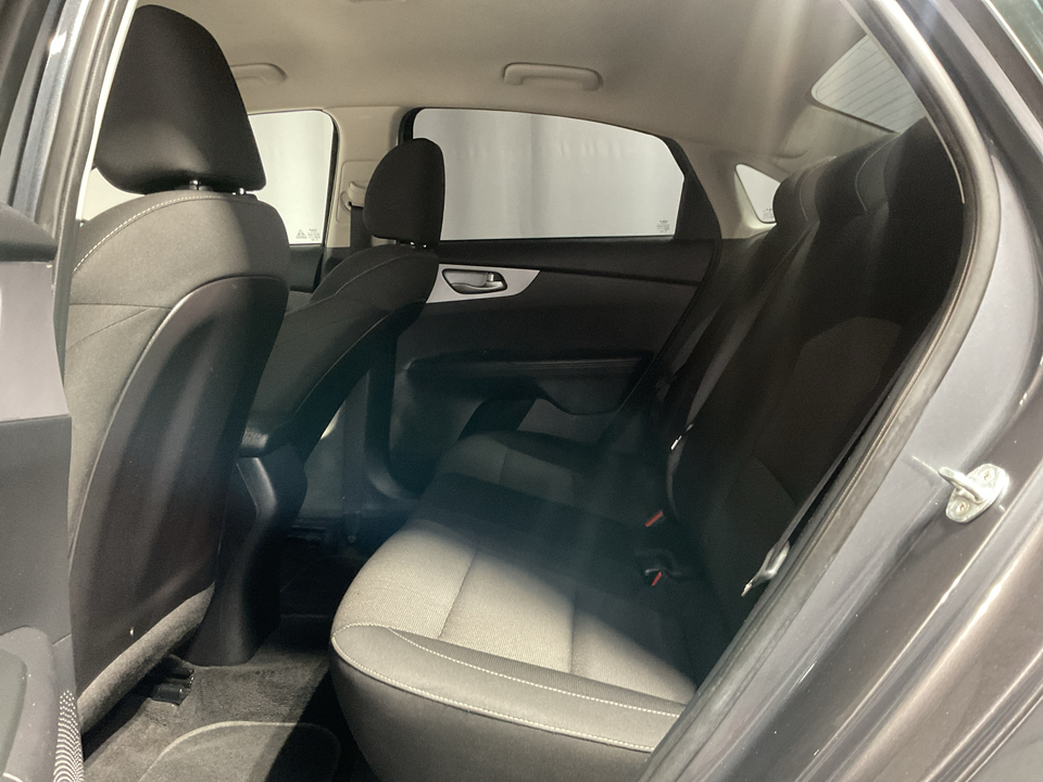 2022 Kia Forte FE