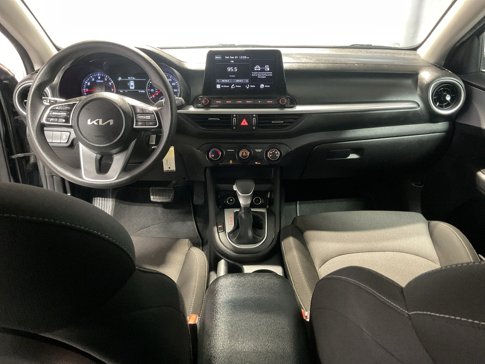 2022 Kia Forte FE