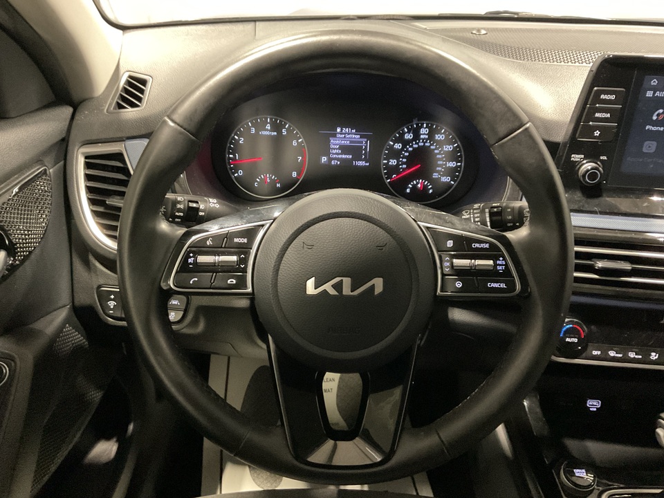 2023 Kia Seltos S