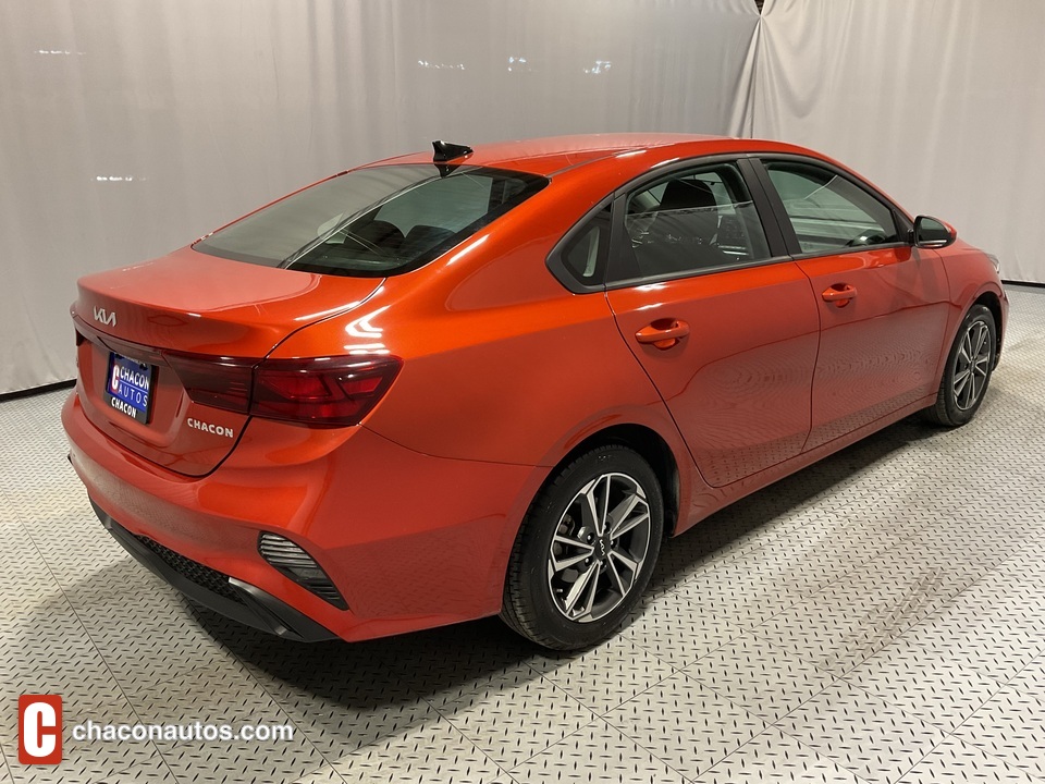 2022 Kia Forte FE