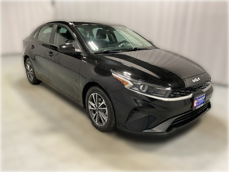 2022 Kia Forte FE