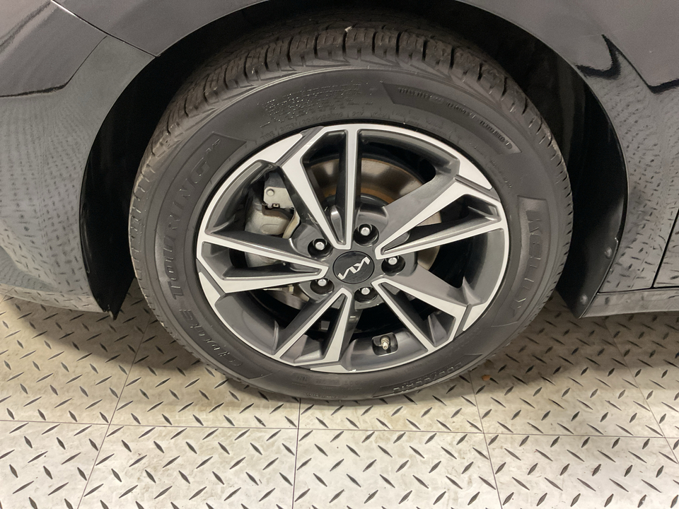 2022 Kia Forte FE