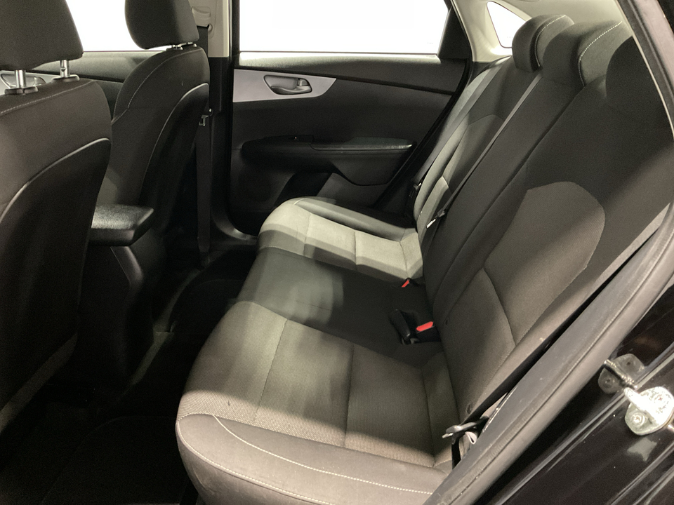 2022 Kia Forte FE