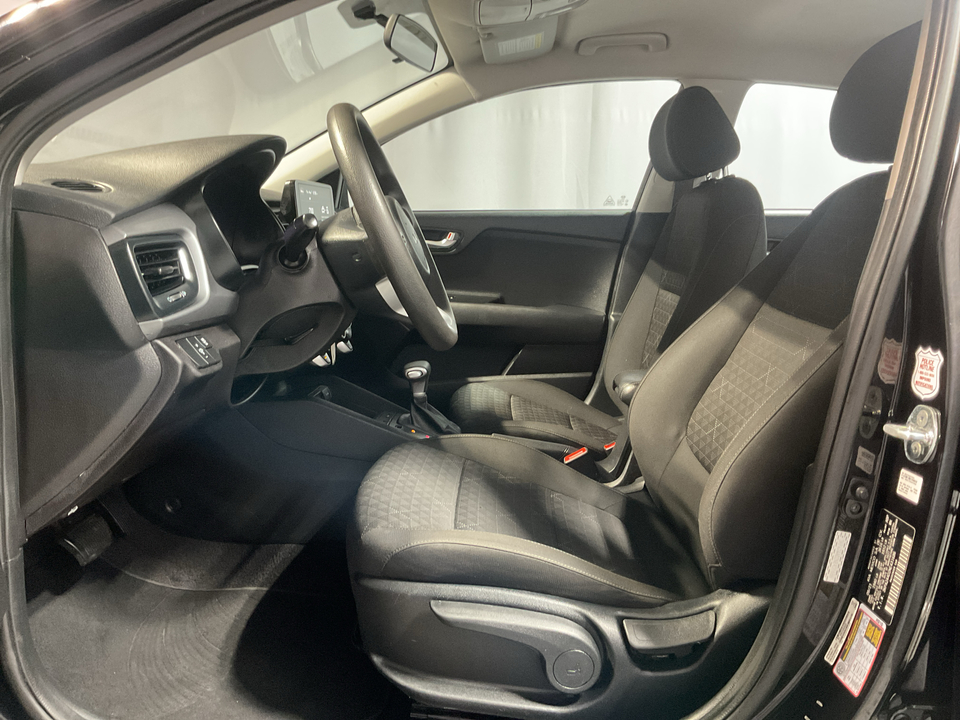 2022 Kia Rio LX