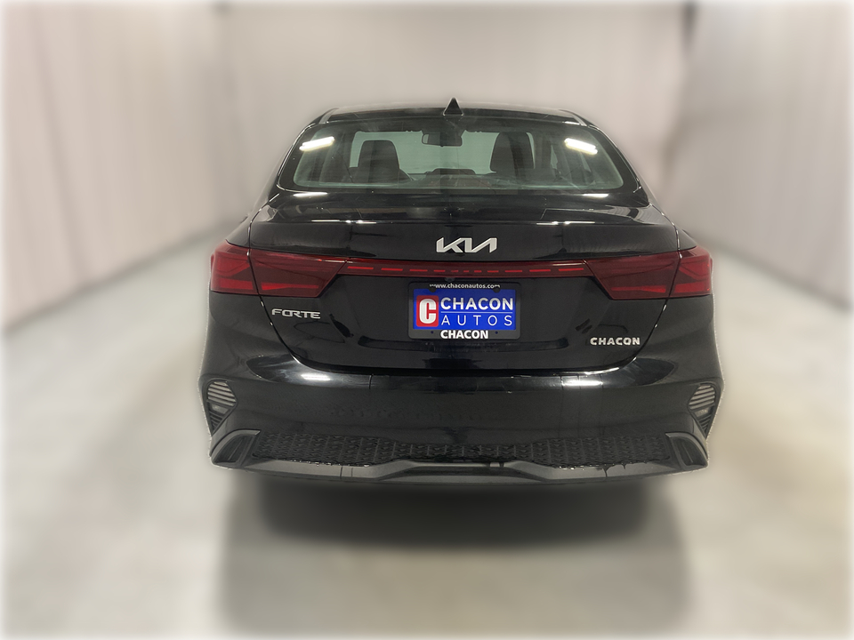 2022 Kia Forte FE