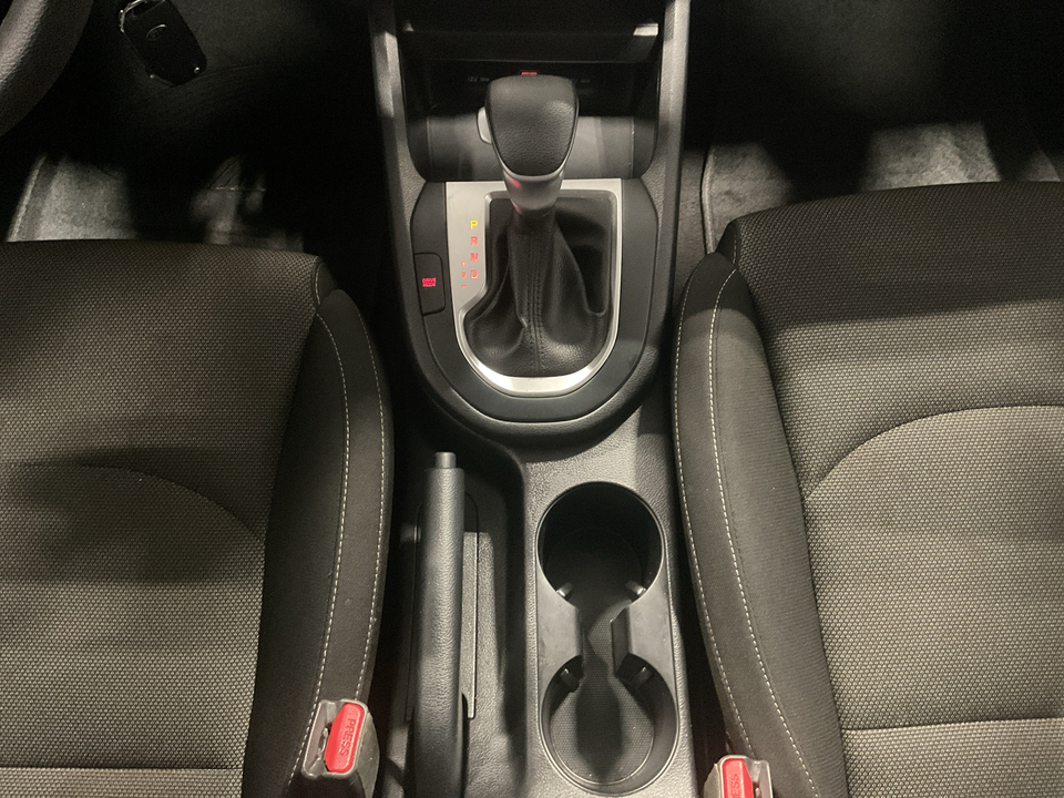 2022 Kia Forte FE