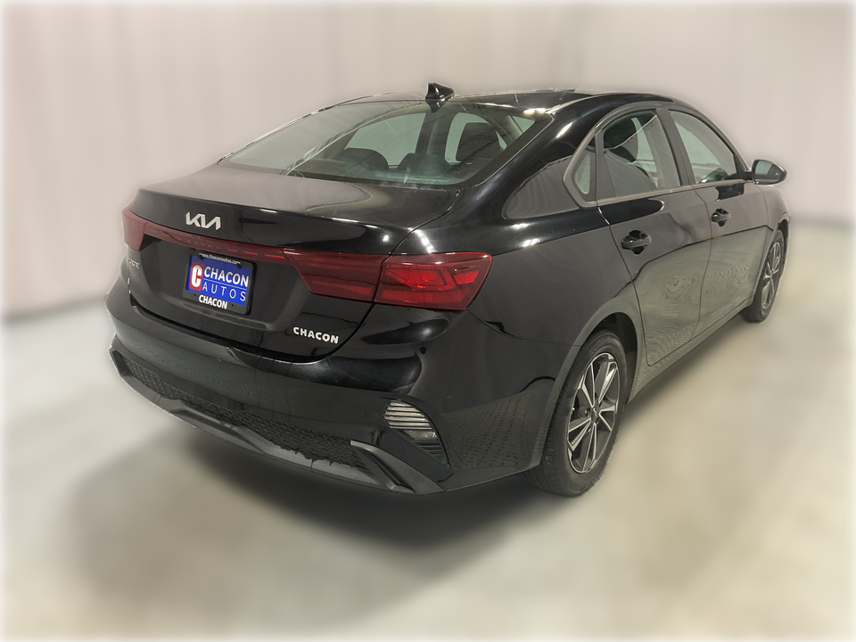 2022 Kia Forte FE