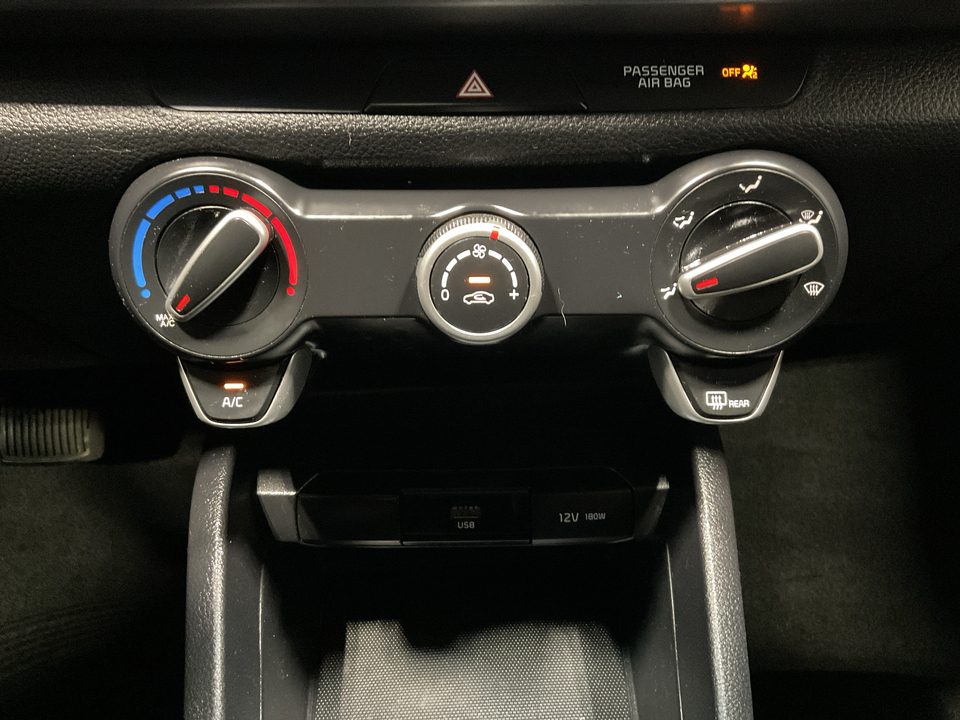 2022 Kia Rio LX