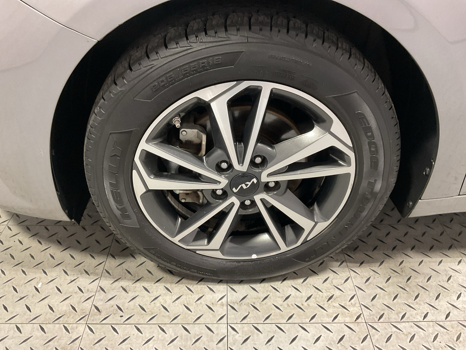 2022 Kia Forte FE