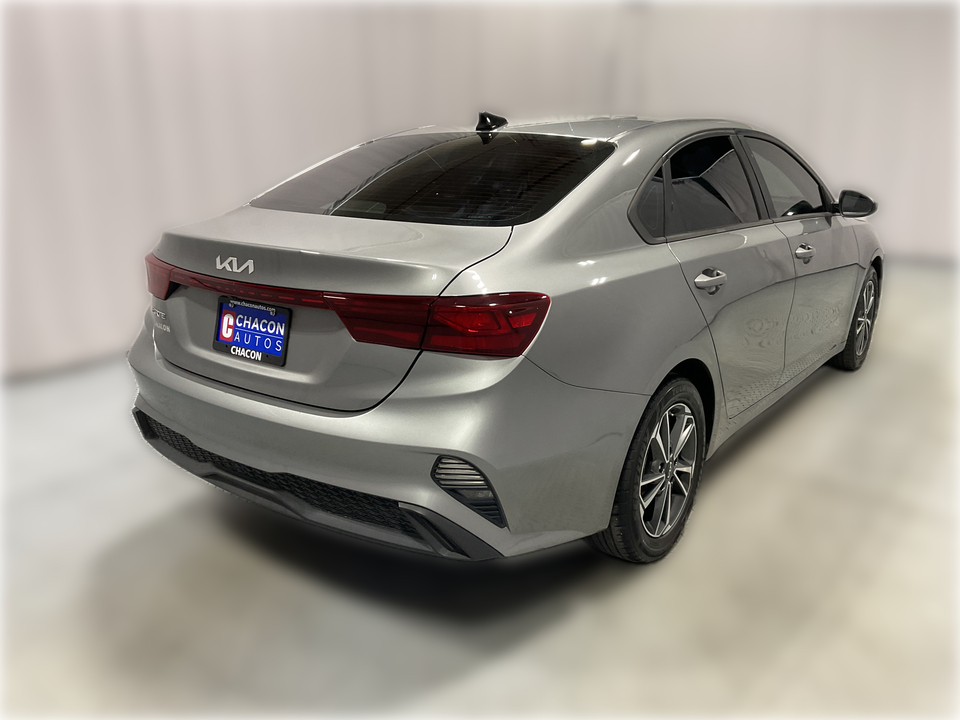 2022 Kia Forte FE