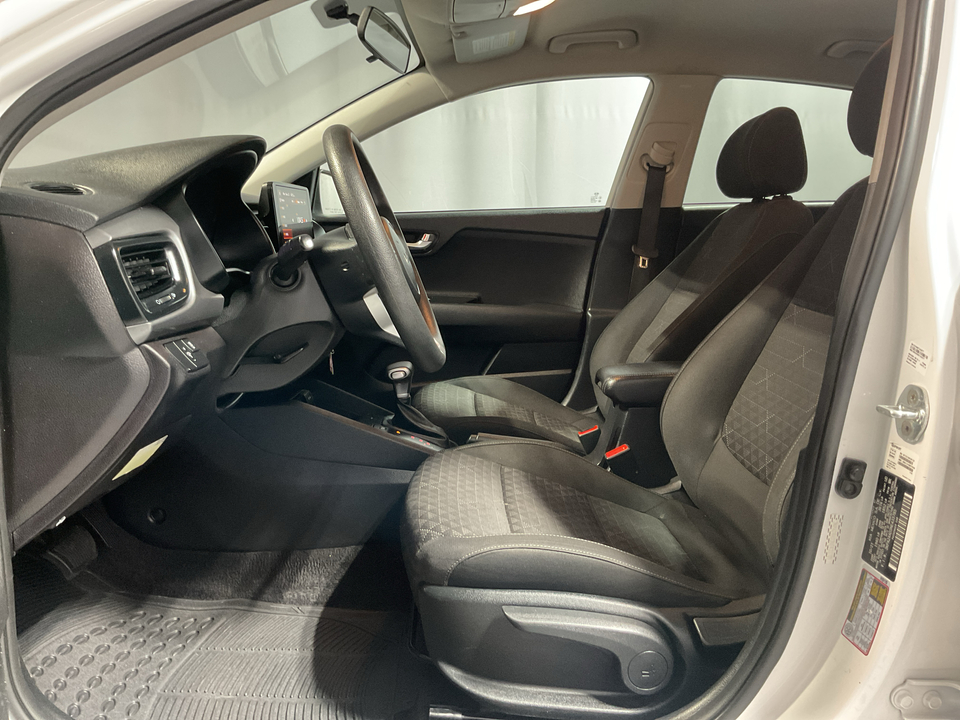 2022 Kia Rio LX