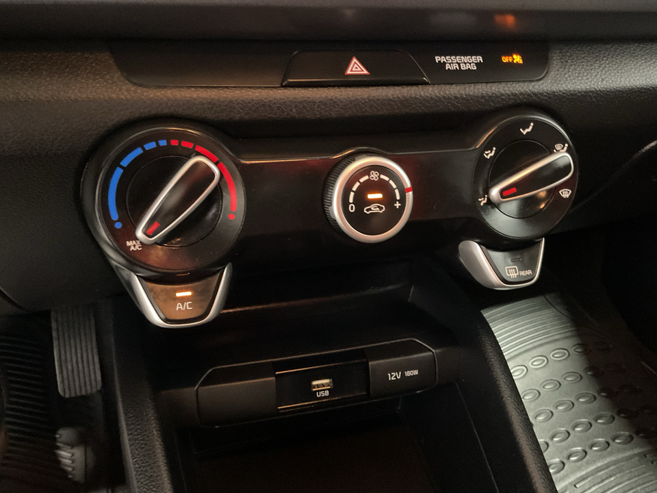 2022 Kia Rio LX
