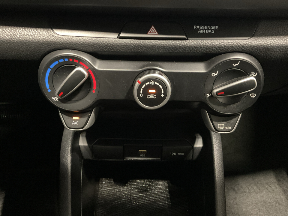 2022 Kia Rio LX