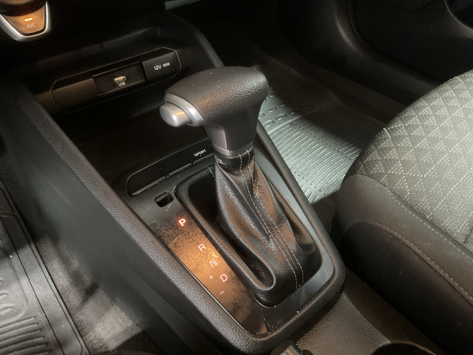2022 Kia Rio S