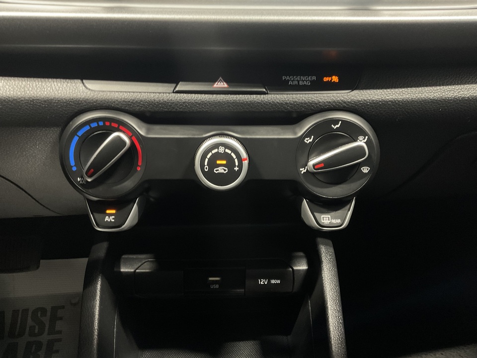 2022 Kia Rio LX