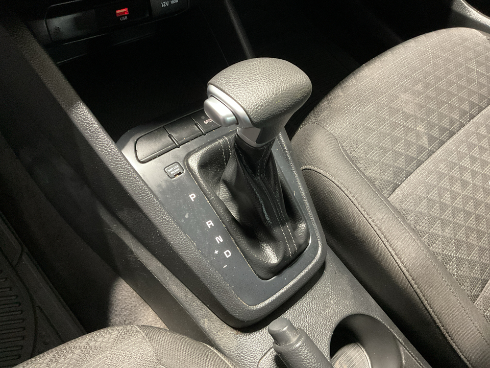 2022 Kia Rio S