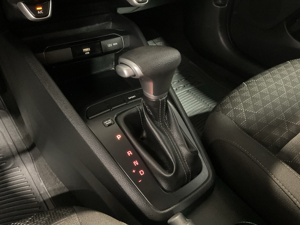 2022 Kia Rio LX