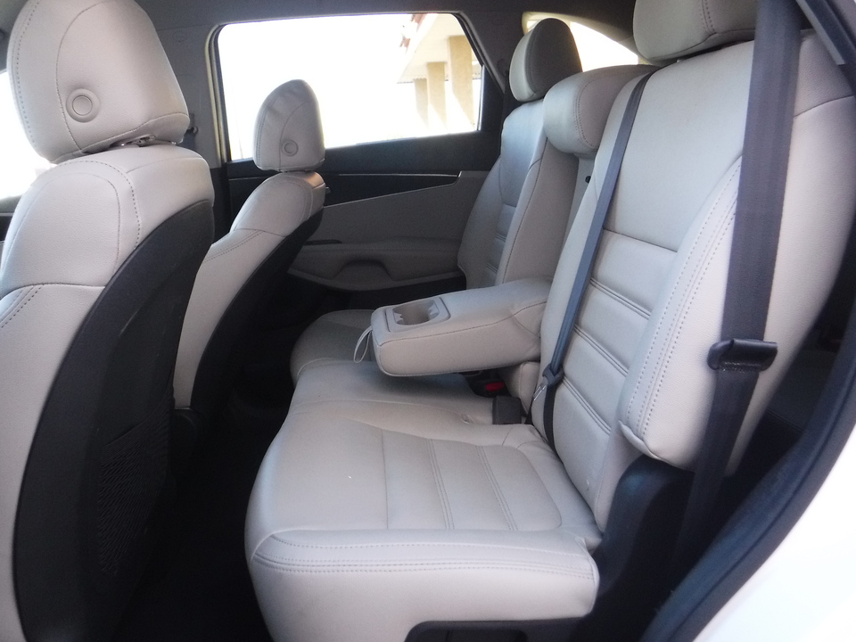 2019 Kia Sorento LX V6 2WD