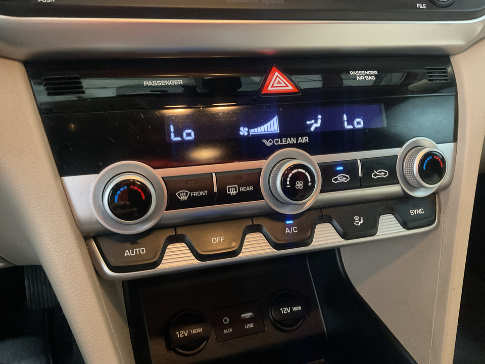 2019 Hyundai Elantra