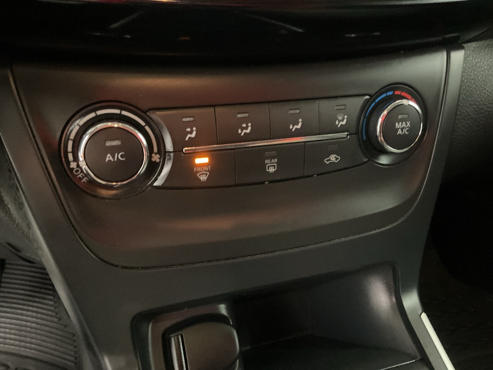 2019 Nissan Sentra S 6MT