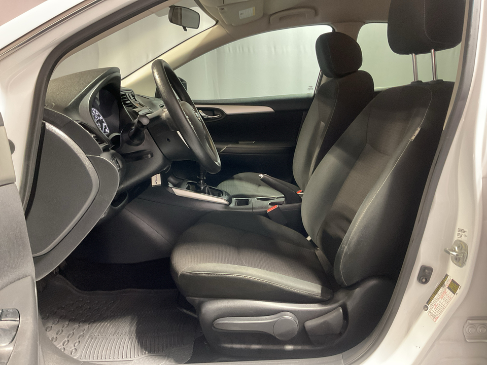 2019 Nissan Sentra S 6MT