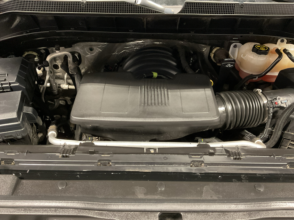 2021 Chevrolet Silverado 1500 Custom Trail Boss Crew Cab Short Box 4WD