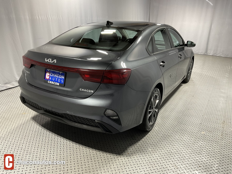 2022 Kia Forte FE