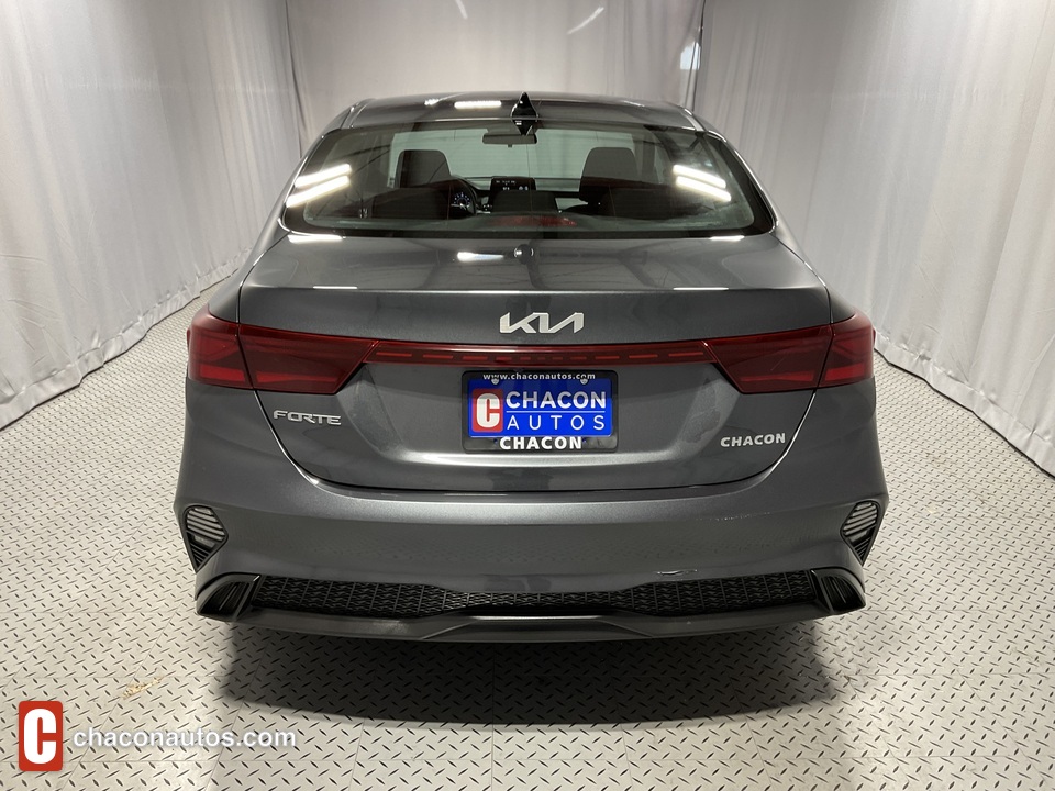 2022 Kia Forte FE