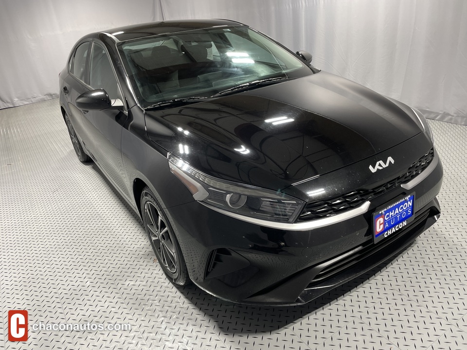 2022 Kia Forte FE