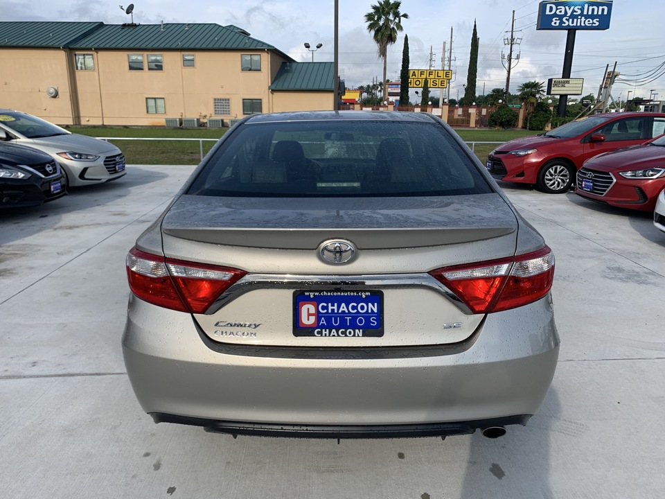 2017 Toyota Camry SE