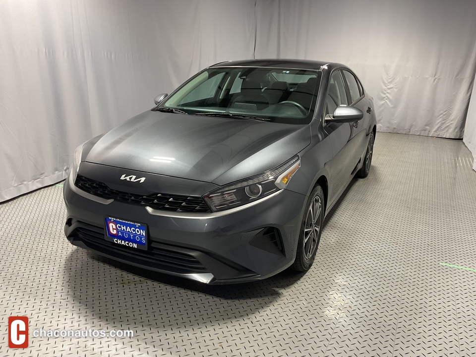 2022 Kia Forte FE