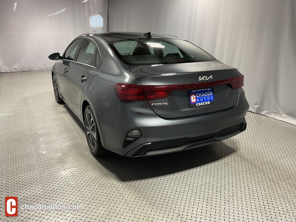 2022 Kia Forte FE