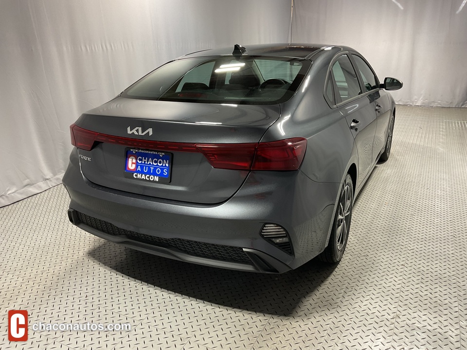 2022 Kia Forte FE