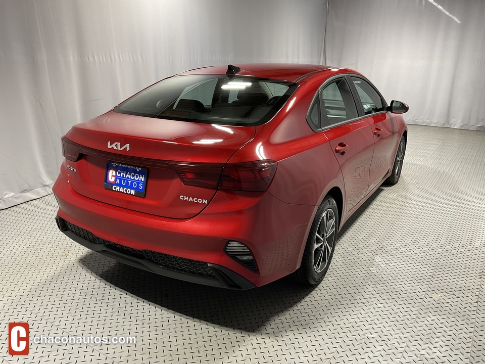 2022 Kia Forte FE