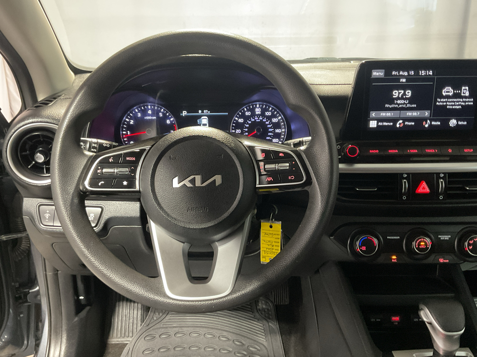 2022 Kia Forte FE