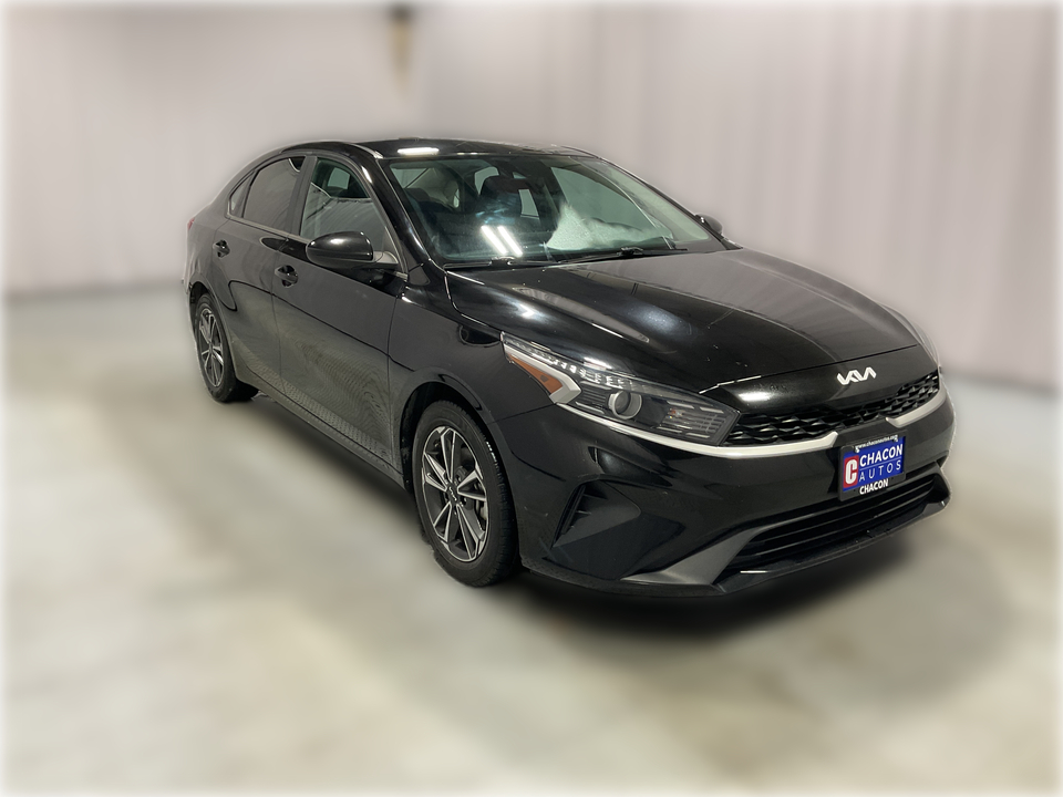 2022 Kia Forte FE