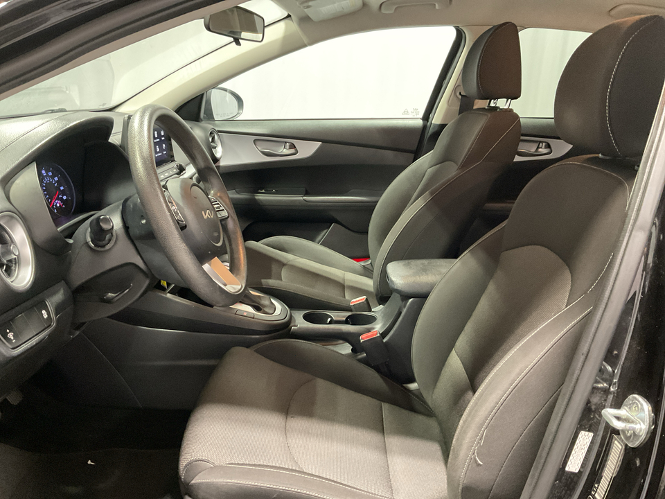 2022 Kia Forte FE