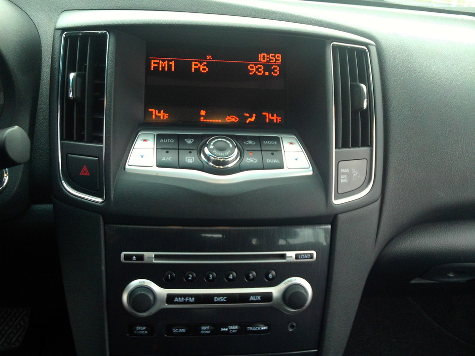 2014 Nissan Maxima S