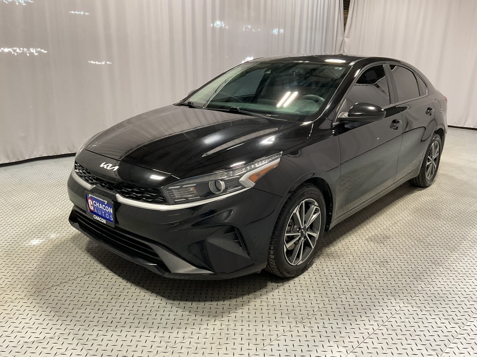 2022 Kia Forte FE