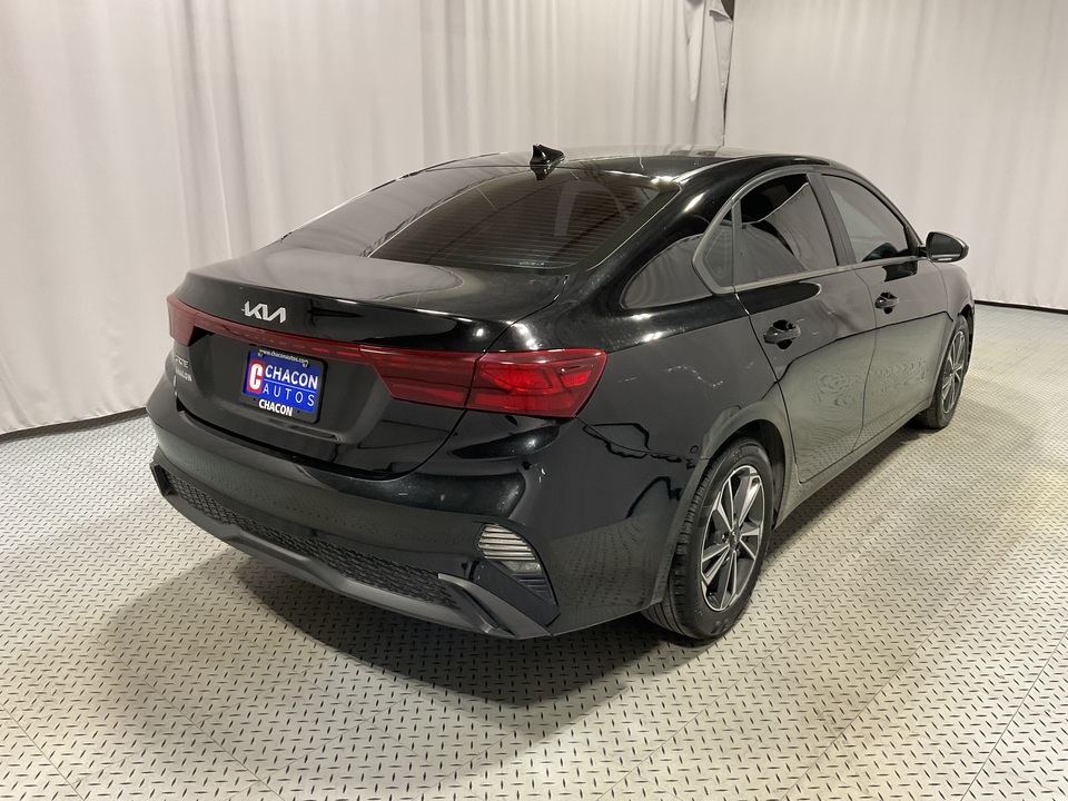 2022 Kia Forte FE