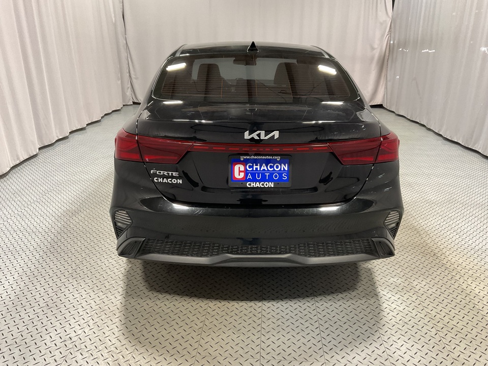 2022 Kia Forte FE