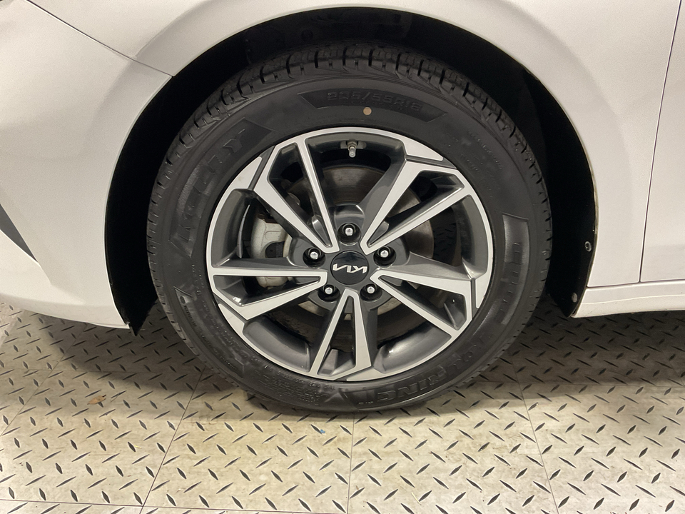 2022 Kia Forte FE