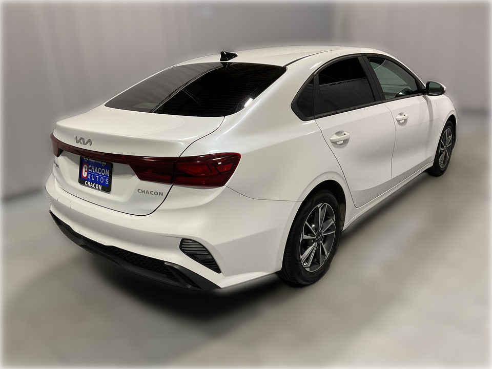 2022 Kia Forte FE