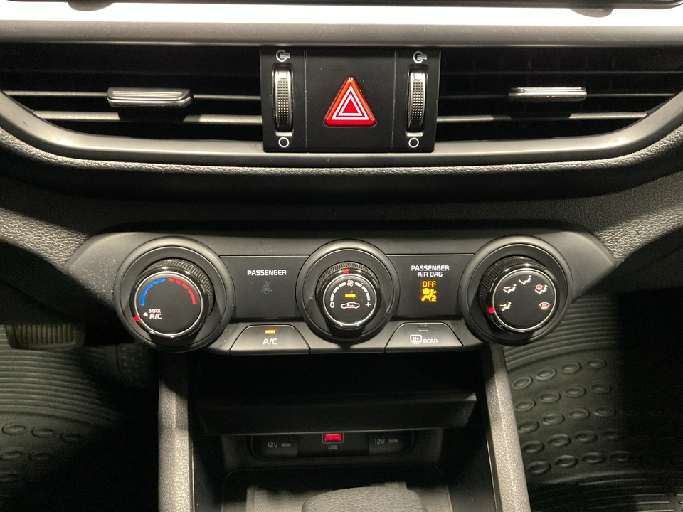 2022 Kia Forte FE