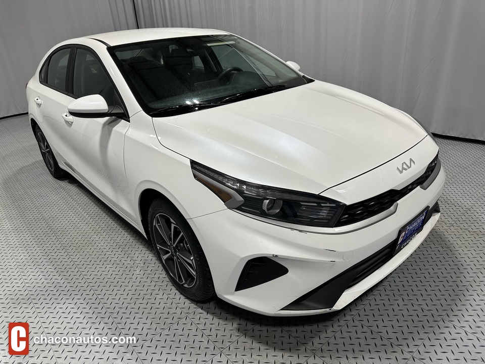 2022 Kia Forte FE