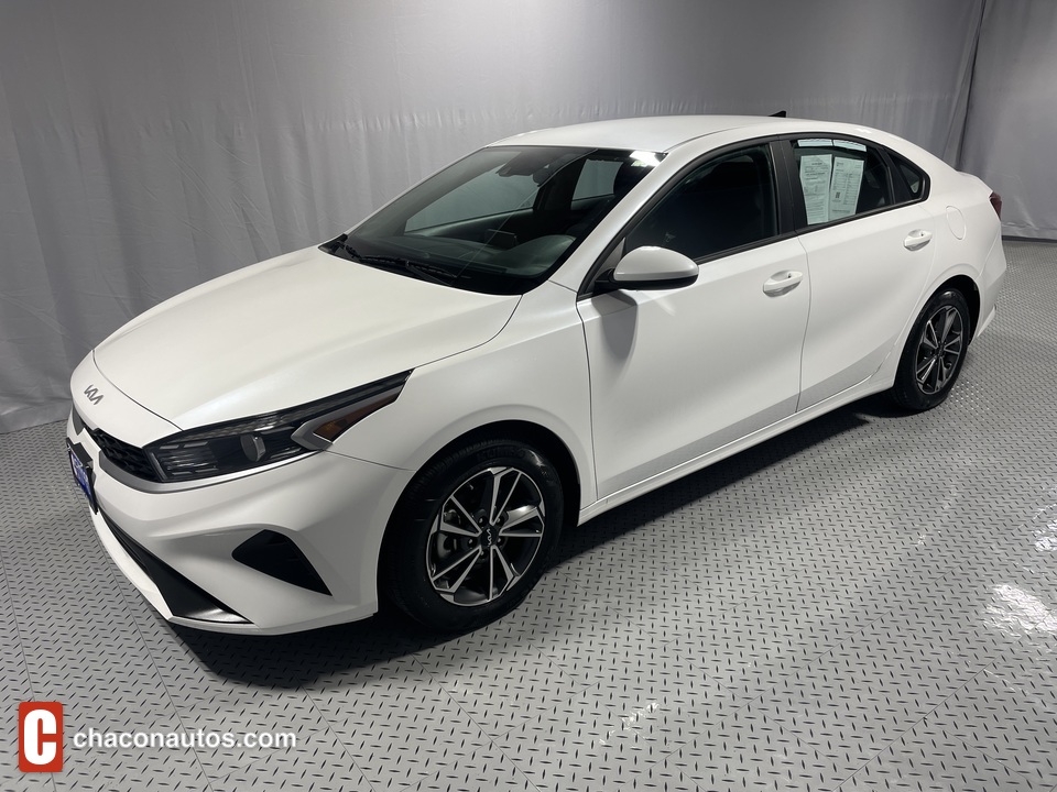 2022 Kia Forte FE