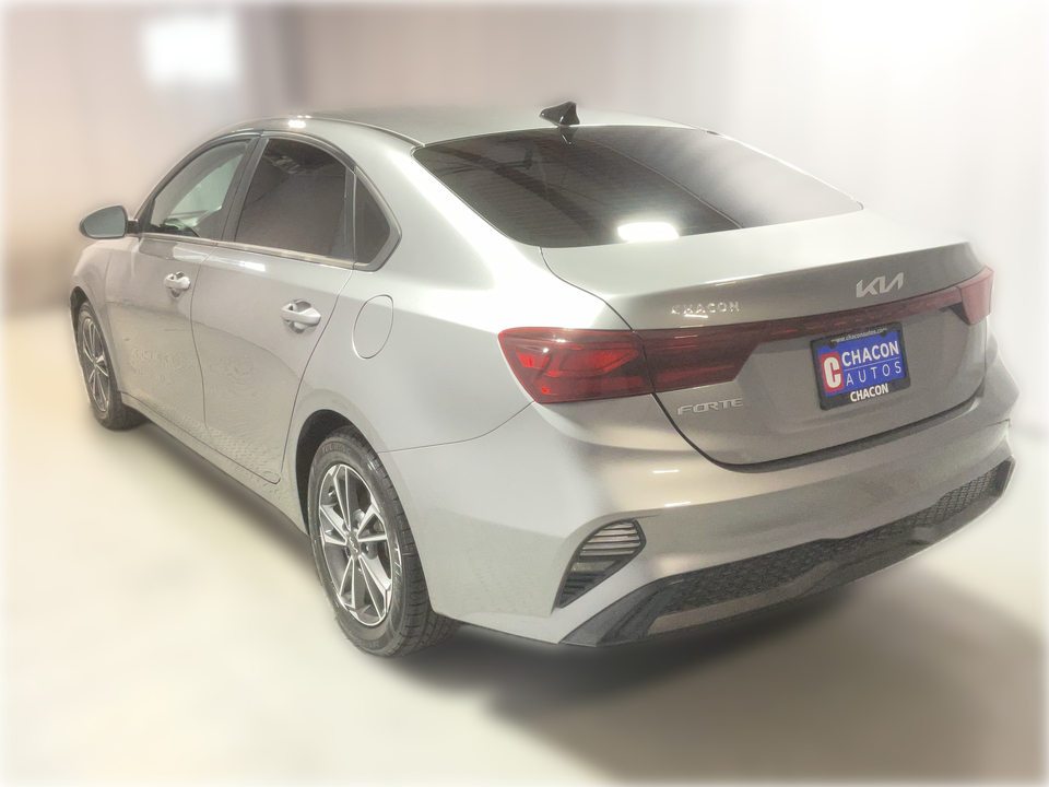2022 Kia Forte FE