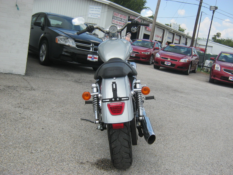 2012 Harley-Davidson XL1200C -